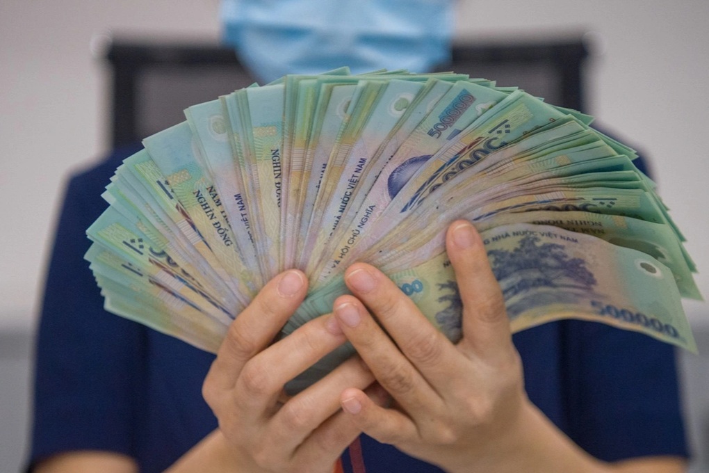 Nợ công 2025-2027: Chính phủ vay tối đa 2,2 triệu tỷ, trả 1,3 triệu tỷ đồng - 1 Nợ công 2025-2027: Chính phủ vay tối đa 2,2 triệu tỷ, trả 1,3 triệu tỷ đồng - 1