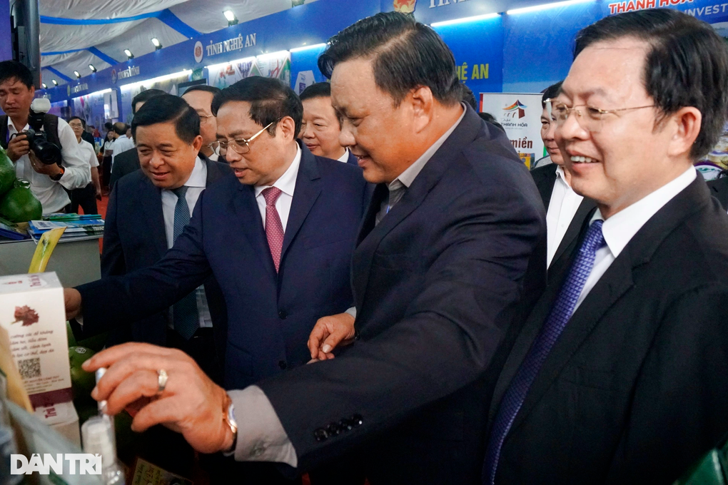 Thủ tướng: Vùng Bắc Trung Bộ - Duyên hải Trung Bộ phát triển chưa xứng tầm - 1 Thủ tướng: Vùng Bắc Trung Bộ - Duyên hải Trung Bộ phát triển chưa xứng tầm - 1