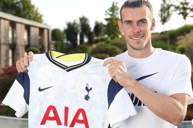 Gareth Bale chính thức trở lại Tottenham