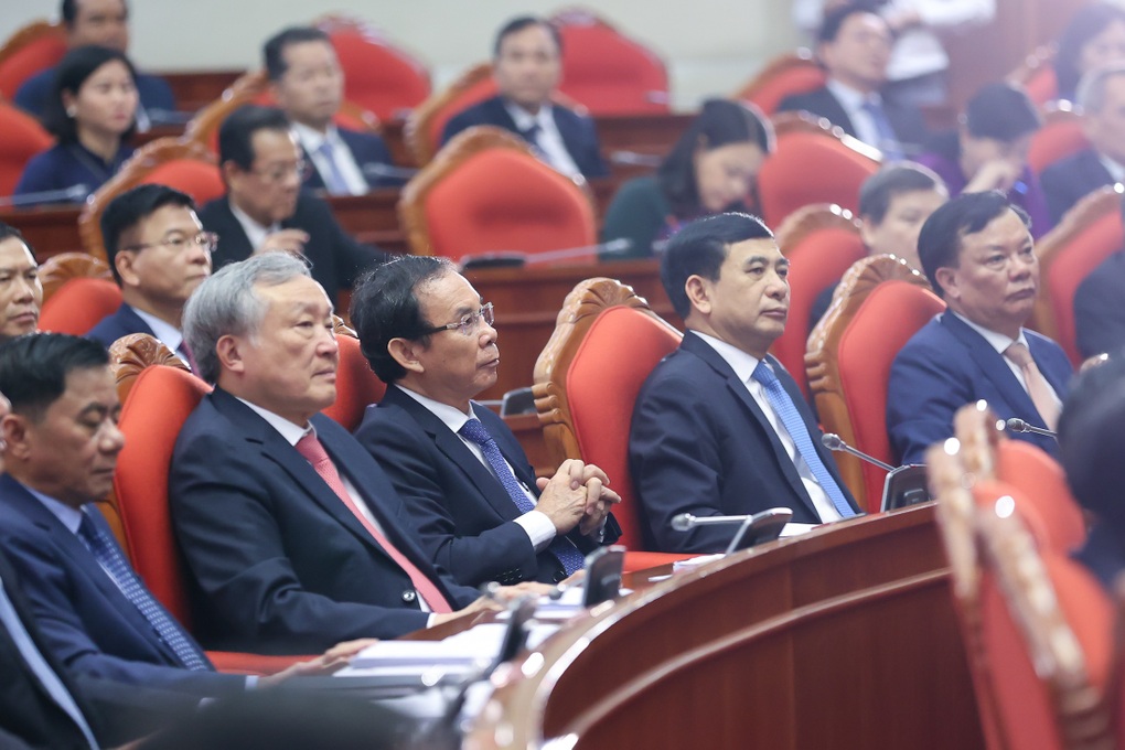 Lấy phiếu tín nhiệm ở Trung ương là cơ sở quy hoạch cán bộ cấp cao khóa mới - 3 Lấy phiếu tín nhiệm ở Trung ương là cơ sở quy hoạch cán bộ cấp cao khóa mới - 3