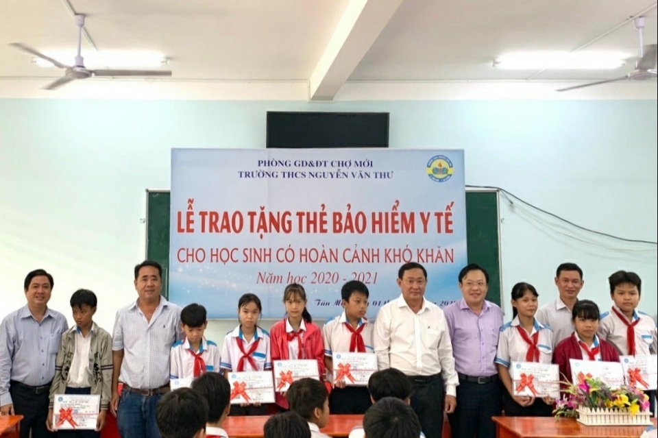 Hội Khuyến học An Giang vận động được hơn 65 tỷ đồng - 1 Hội Khuyến học An Giang vận động được hơn 65 tỷ đồng - 1