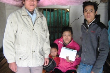 Món quà cuối năm đến với chị Lê Thị Bích 