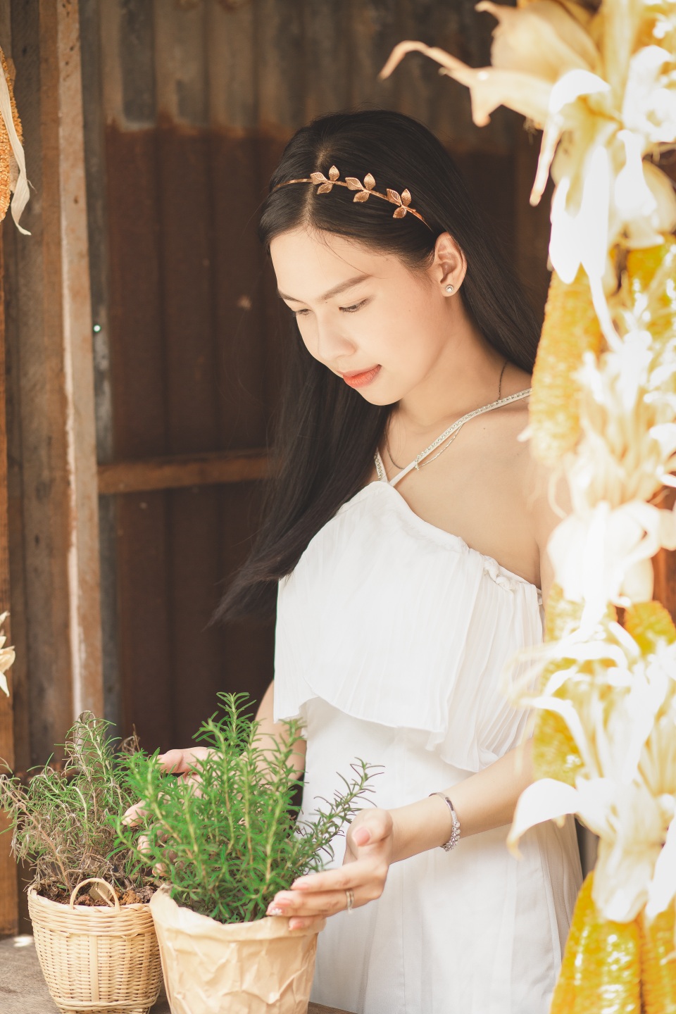 Nữ dược sĩ tương lai khoe vẻ duyên dáng đầy ngẫu hứng - 2 Nữ dược sĩ tương lai khoe vẻ duyên dáng đầy ngẫu hứng - 2