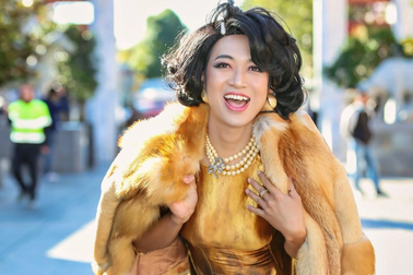 "Cô đào lô tô" Năm Chà: "Khi hóa thân thành nữ, tôi thấy mình đẹp hơn"