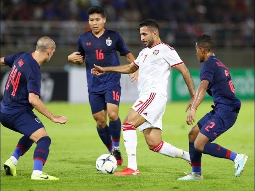 Thua UAE, đội tuyển Thái Lan tan mộng đi tiếp ở vòng loại World Cup - 4 Thua UAE, đội tuyển Thái Lan tan mộng đi tiếp ở vòng loại World Cup - 4