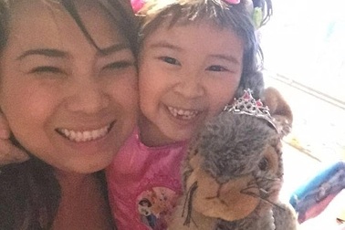 “Bà cụ non” khuyên bố mẹ ly hôn hãy làm bạn của nhau