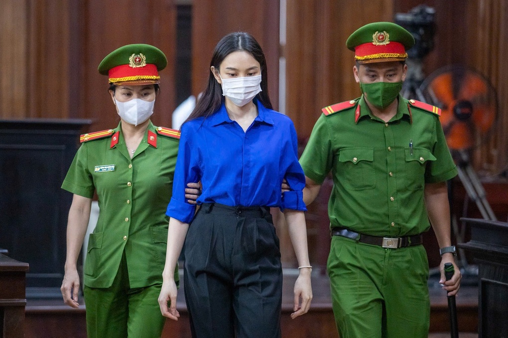 Điểm tuần: Cuộc sống của thiếu tướng tại viện dưỡng lão ở Hà Nội - 1 Điểm tuần: Cuộc sống của thiếu tướng tại viện dưỡng lão ở Hà Nội - 1