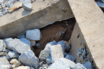 Nhiều cơ quan vào cuộc kiểm tra kè 12 tỷ đồng vừa bàn giao đã hỏng