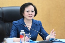 Cán bộ, công chức cấp tỉnh, huyện về xã được giữ lương hiện hưởng