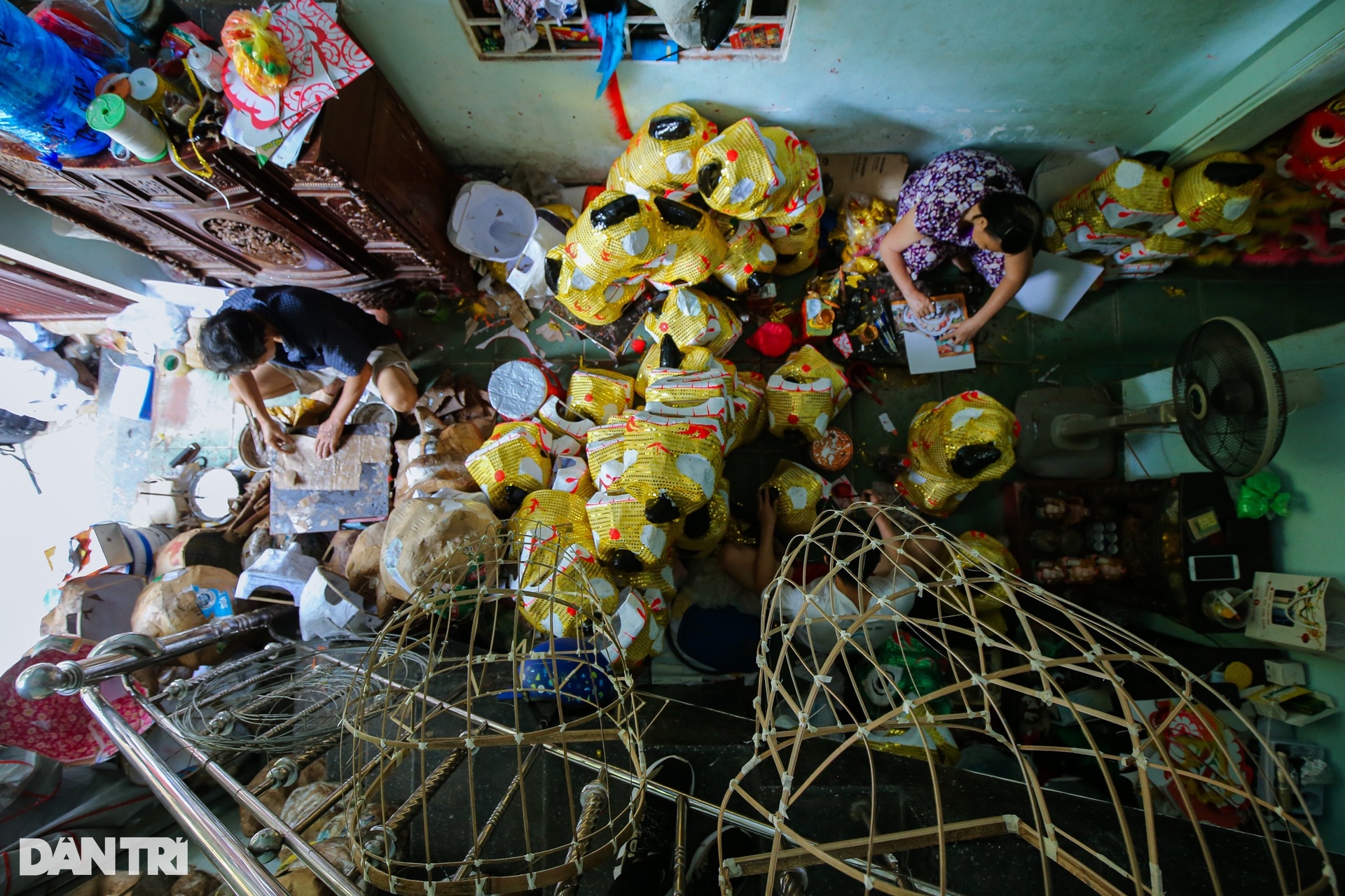 Khám phá xưởng làm đầu lân - sư - rồng độc đáo tại cố đô Huế - 4