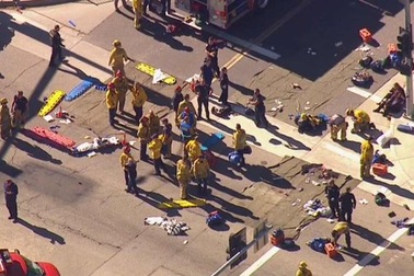 Mỹ: Xả súng kinh hoàng tại California, ít nhất 14 người chết