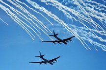 Phi đội “chim sắt” uy lực nhất thế giới đổ về Syria oanh tạc IS