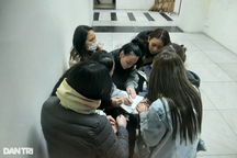 Phụ huynh "săn" hồ sơ vào lớp 10 được rao bán lại trên mạng