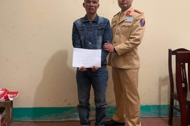 CSGT vượt hơn 140km mật phục bắt đối tượng tàng trữ ma túy