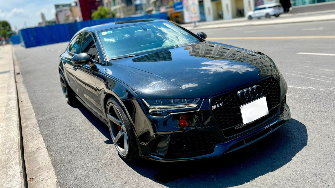 Xe sang Audi A7 tụt giá 1,8 tỷ đồng sau 7 năm sử dụng - 1 Xe sang Audi A7 tụt giá 1,8 tỷ đồng sau 7 năm sử dụng - 1
