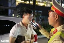 "Quá chén" trong tiệc nhậu, nam tài xế ở Hà Nội bị phạt 35 triệu đồng