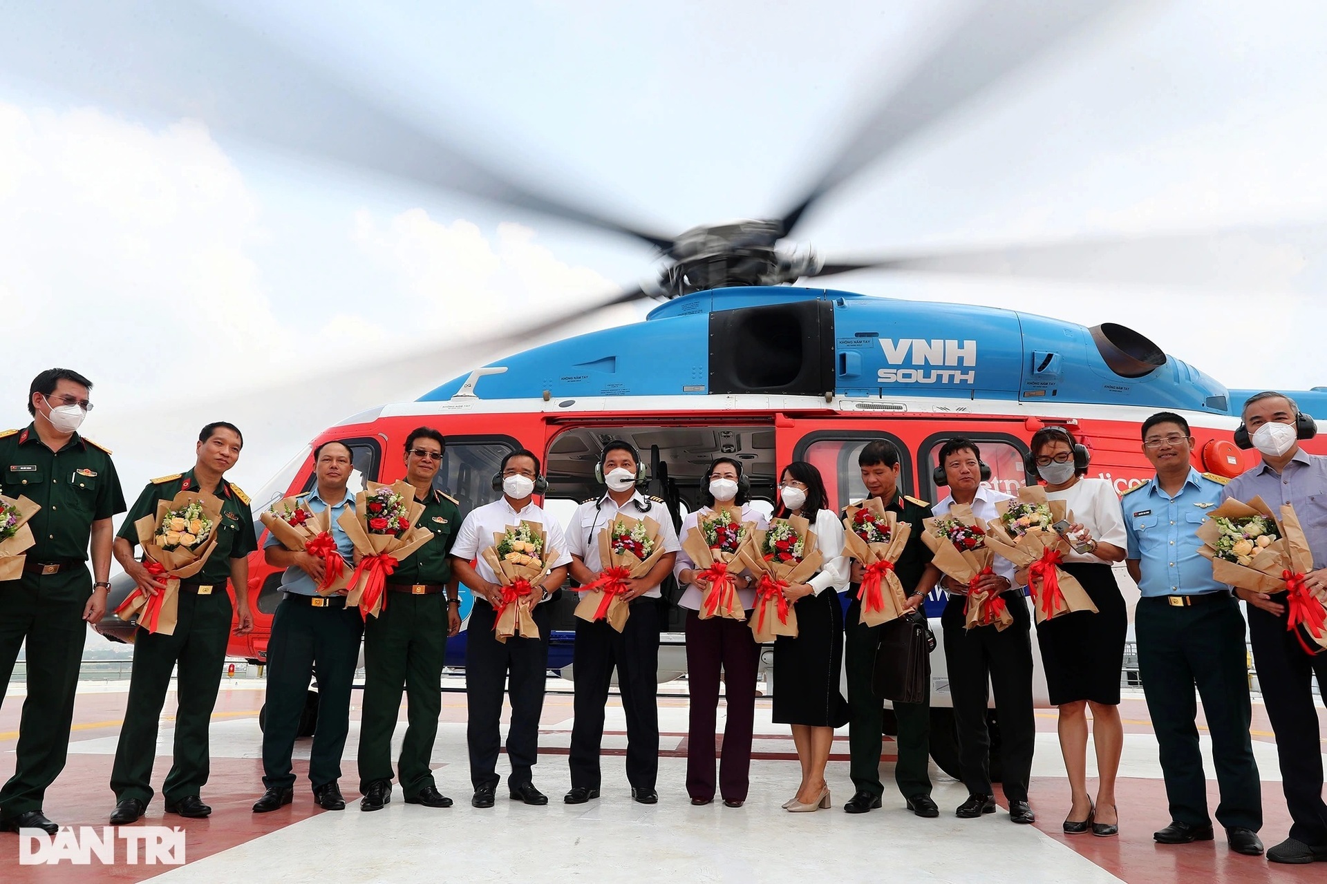 Trực thăng 540 tỷ đưa du khách ngắm toàn cảnh TPHCM từ trên cao - 14