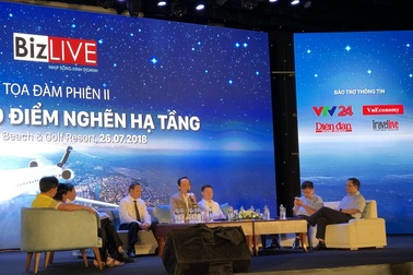 Hãng hàng không thu lợi “khủng” trên đường bay vàng Hà Nội - TPHCM?