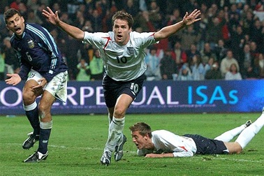 Những tuyệt phẩm để đời của “lão thần đồng” Michael Owen