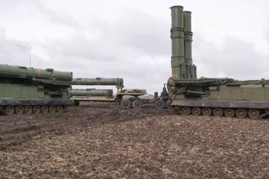 Nga hoàn thiện vòng tròn phòng thủ bất khả xâm phạm với hệ thống S-300V4