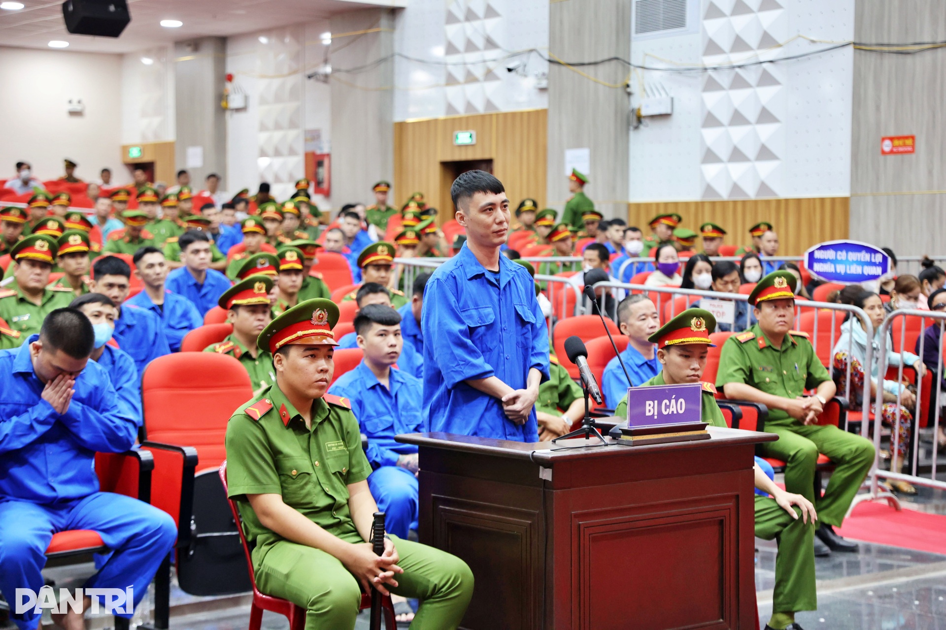 Xử vụ 70 giang hồ hỗn chiến ở Phú Quốc: Người nhận tội, kẻ nói bị mớm cung - 7 Xử vụ 70 giang hồ hỗn chiến ở Phú Quốc: Người nhận tội, kẻ nói bị mớm cung - 7