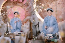 Tan chảy với thần thái của người mẫu nhí trong trang phục áo tấc