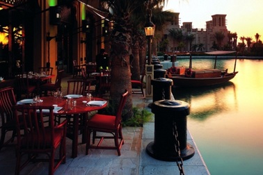 Top 10 nhà hàng sang nhất cho khách du lịch giàu có ở Dubai