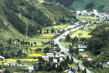 Cảnh ở Việt Nam đẹp như Thụy Sĩ, hóa ra chụp tại Hà Giang