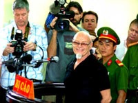 12 hãng tin quốc tế dự phiên tòa phúc thẩm Gary Glitter