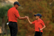 Cha con Tiger Woods chuẩn bị trở lại với PNC Championship