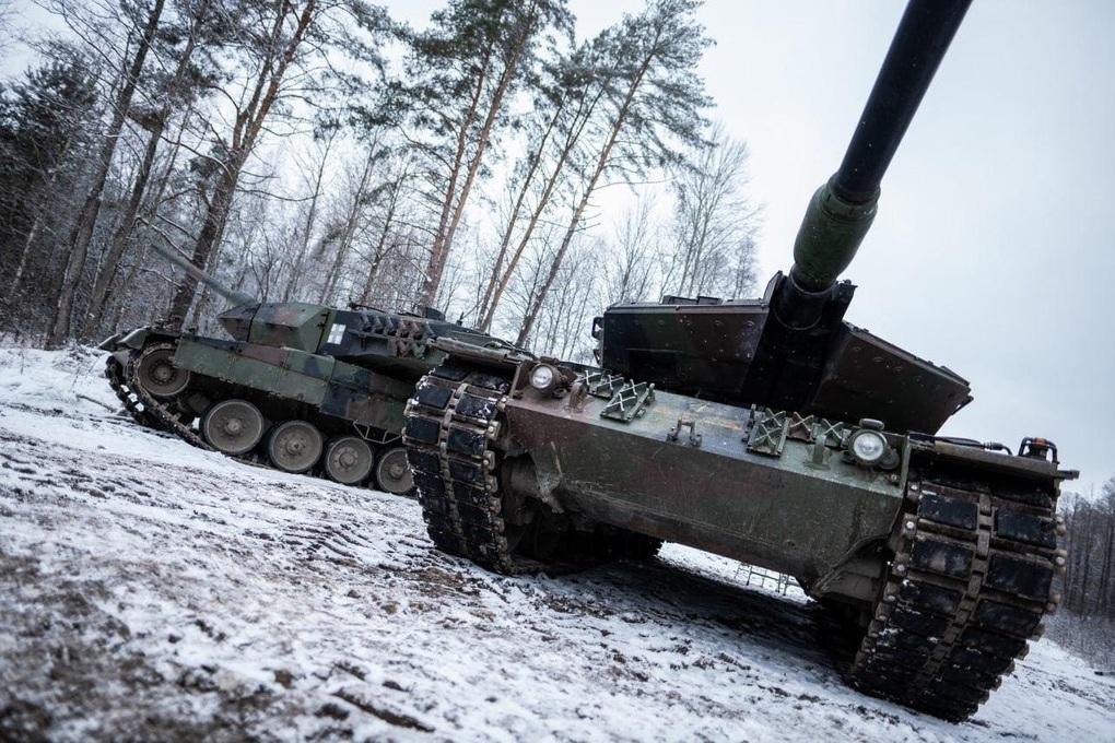 Lý do phần lớn dàn siêu tăng Leopard 2 của Ukraine nằm đắp chiếu - 1 Lý do phần lớn dàn siêu tăng Leopard 2 của Ukraine nằm đắp chiếu - 1