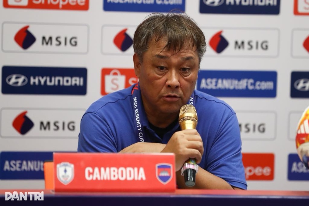 HLV Mai Đức Chung: “Tuyển nữ Việt Nam có thể thắng đậm Campuchia hơn” - 2 HLV Mai Đức Chung: “Tuyển nữ Việt Nam có thể thắng đậm Campuchia hơn” - 2