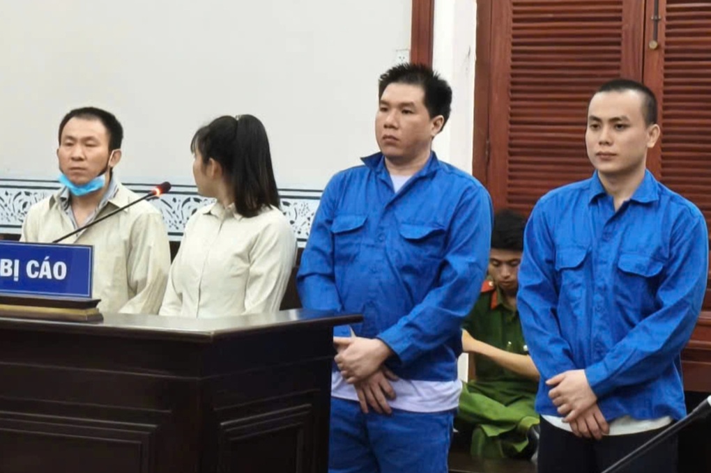 Mạo danh công an, bắt cóc giám đốc để tống tiền 4,5 tỷ đồng - 1 Mạo danh công an, bắt cóc giám đốc để tống tiền 4,5 tỷ đồng - 1