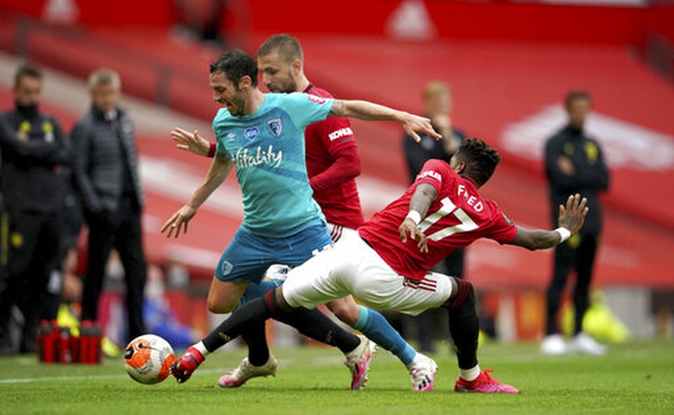 Fernandes chơi hay nhất trong trận đại thắng của Man Utd - 5 Fernandes chơi hay nhất trong trận đại thắng của Man Utd - 5