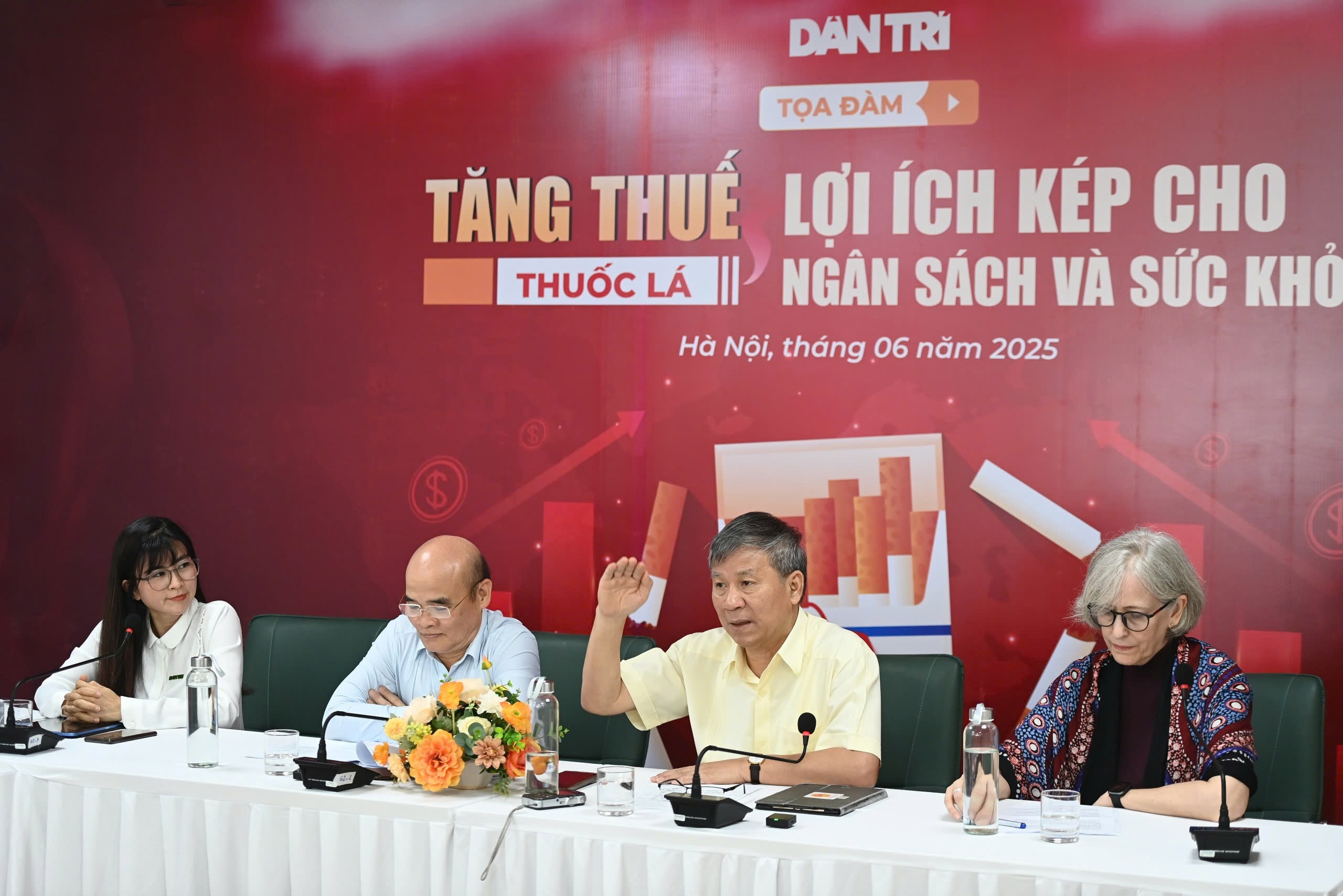 Tăng thuế thuốc lá - Lợi ích kép cho ngân sách và sức khỏe - 1