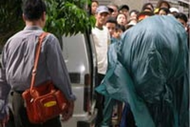 Một ngày, phát hiện hai xác chết tại cùng chung cư 