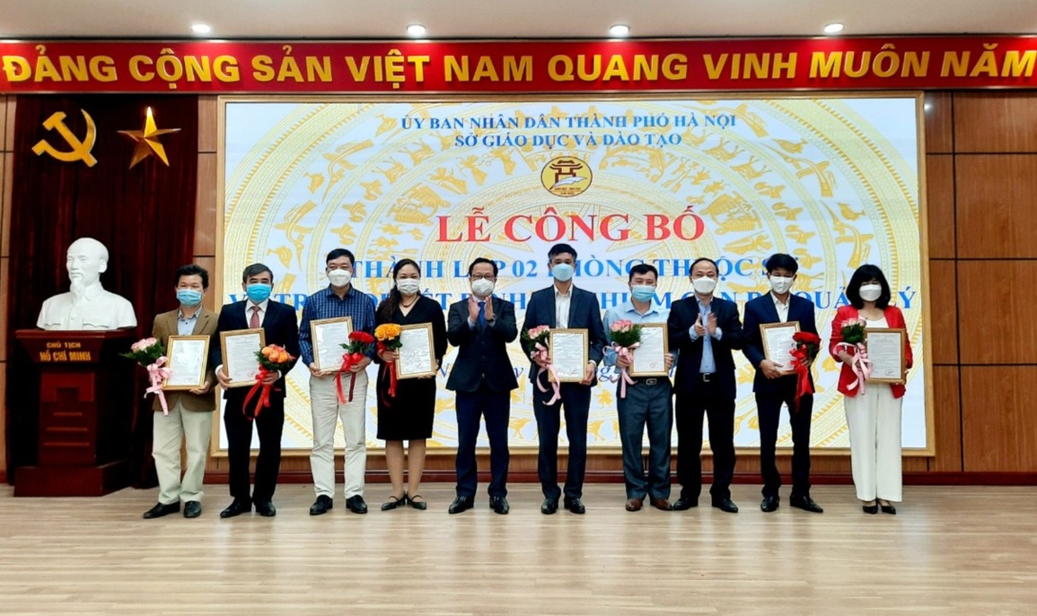Sở GD-ĐT Hà Nội điều động, bổ nhiệm hàng loạt cán bộ - 3 Sở GD-ĐT Hà Nội điều động, bổ nhiệm hàng loạt cán bộ - 3