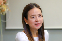 Madame Pang tiếp tục làm trưởng đoàn đội tuyển Thái Lan tại AFF Cup 2022