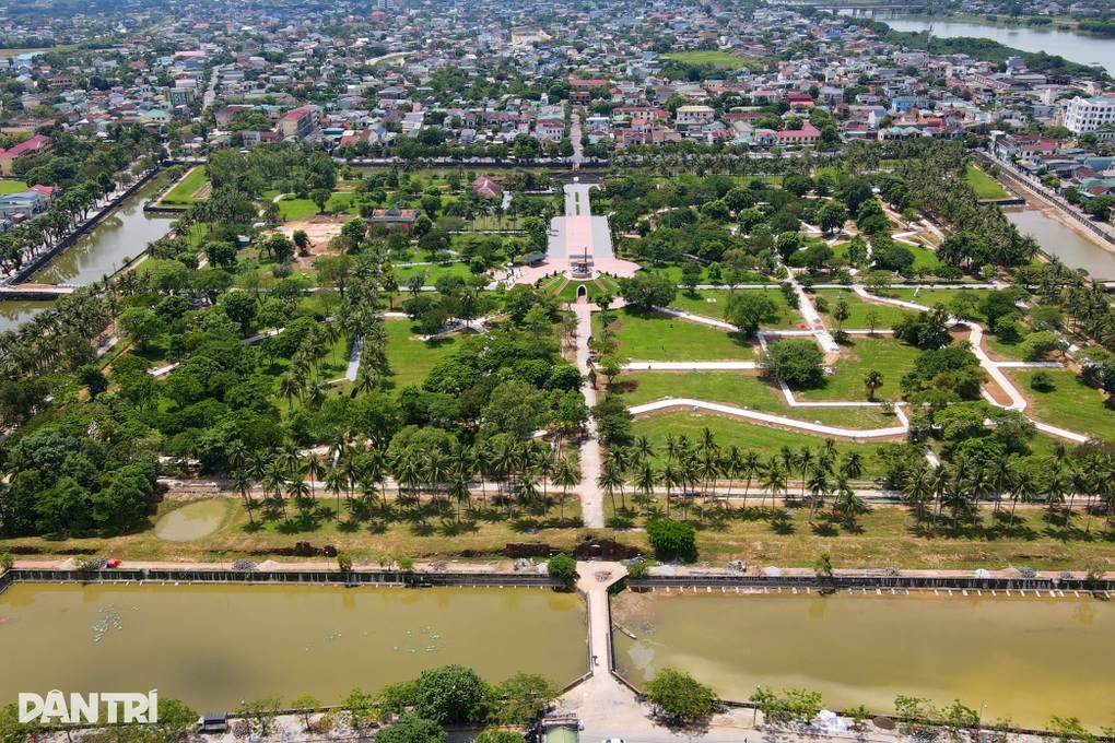 8 hài cốt liệt sỹ phát lộ ở Thành cổ Quảng Trị và di tích lân cận - 1 8 hài cốt liệt sỹ phát lộ ở Thành cổ Quảng Trị và di tích lân cận - 1