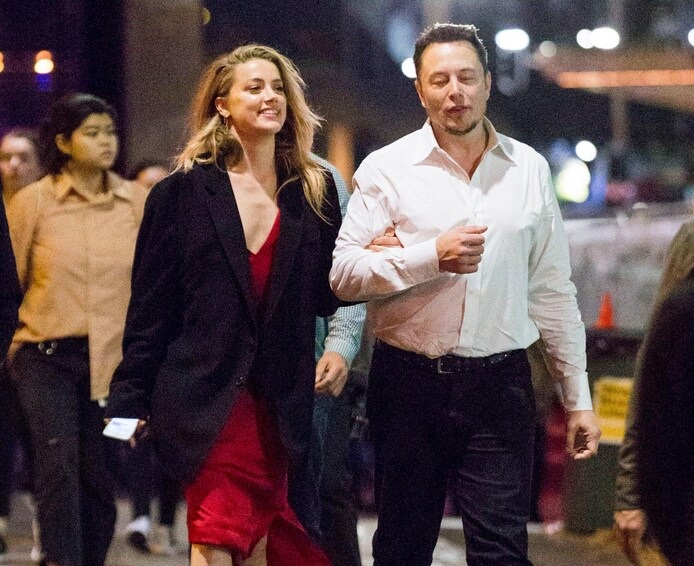 Cuộc tình sóng gió của tỷ phú Elon Musk và “mỹ nhân tỷ lệ vàng” Amber Heard - 1