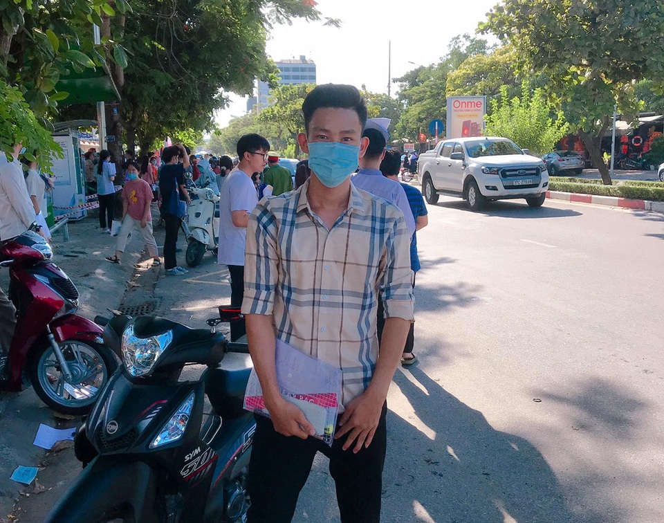Chỉ mặt đặt tên những câu hỏi môn Toán khiến thí sinh khóc ròng - 15 Chỉ mặt đặt tên những câu hỏi môn Toán khiến thí sinh khóc ròng - 15