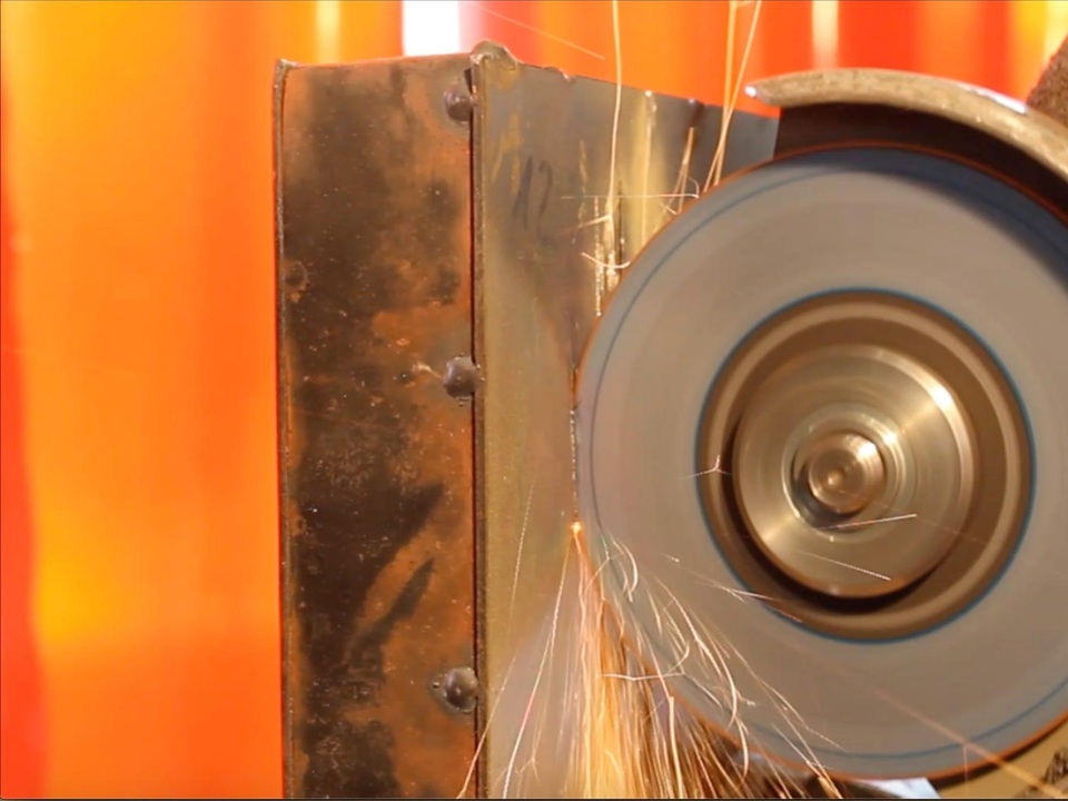 Lần đầu tiên tạo ra vật liệu nhân tạo… không thể cắt được - 1 Lần đầu tiên tạo ra vật liệu nhân tạo… không thể cắt được - 1