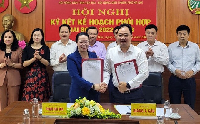 Hội Nông dân thành phố Hà Nội và Hội Nông dân tỉnh Yên Bái ký kết kế hoạch phối hợp.