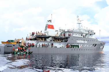 Công bố 10 đại biểu thanh niên đi Trường Sa