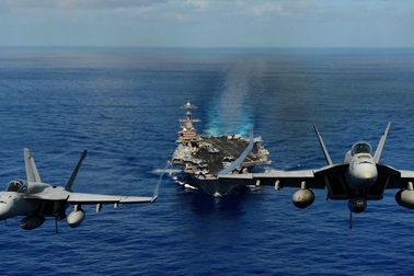 Dọa nhấn chìm tàu sân bay Mỹ, Trung Quốc có thể “đánh thức mãnh thú”