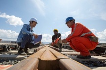 Mỹ - Trung chạy đua chia phần "miếng bánh" châu Phi