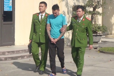 Nam thanh niên chuyên bán ma túy cho lái xe đường dài