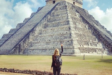 Bị ung thư, cô gái du lịch 7 kỳ quan thế giới mới trong 13 ngày