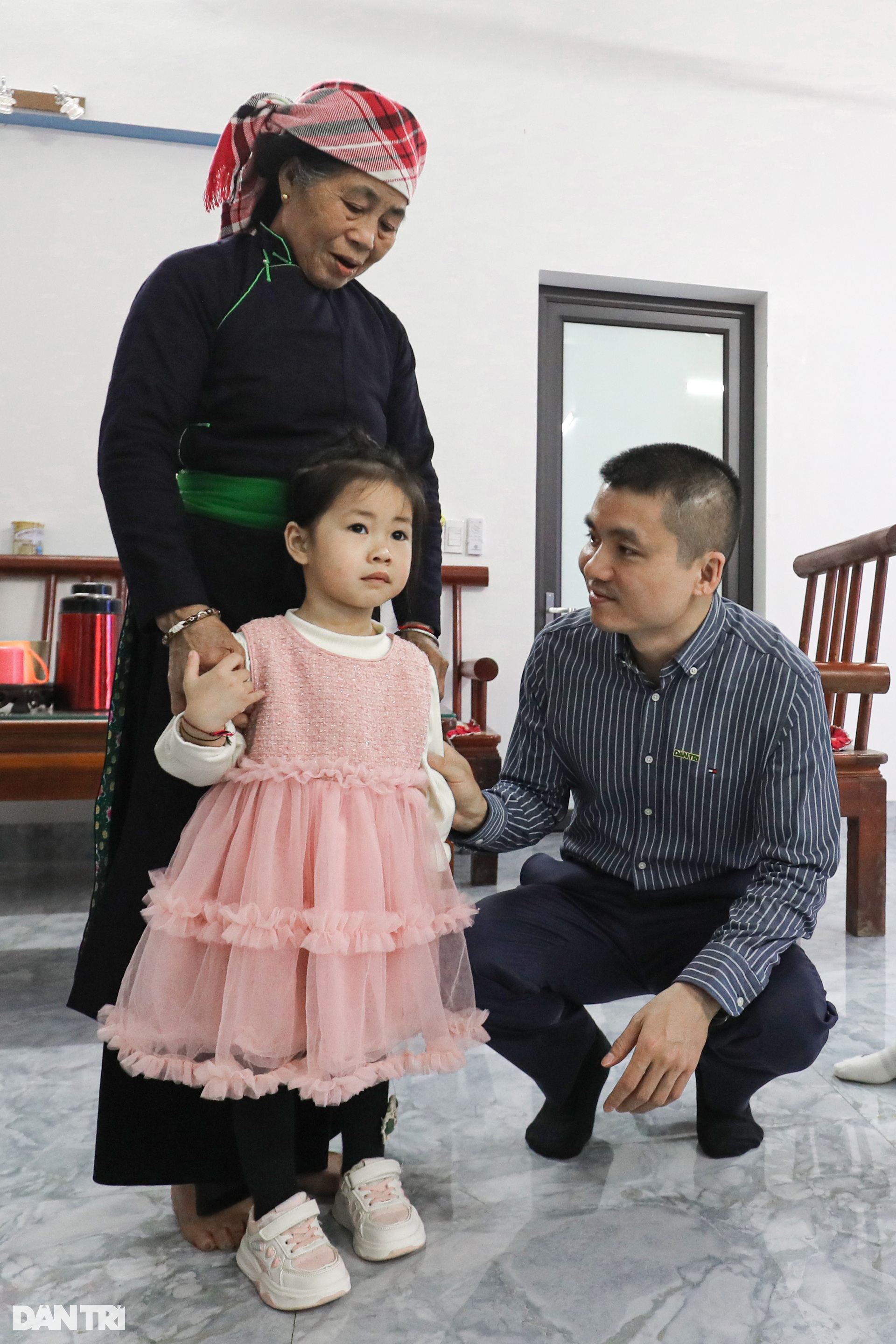 Báo Dân trí khánh thành 7 nhà Nhân ái tại tỉnh Lào Cai - 3 Báo Dân trí khánh thành 7 nhà Nhân ái tại tỉnh Lào Cai - 3