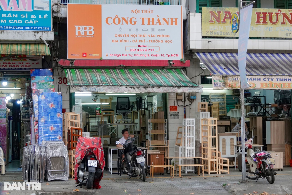 Chủ tiệm nội thất ở TPHCM: Thu 100 triệu đồng/tháng vẫn không trụ nổi! - 2 Chủ tiệm nội thất ở TPHCM: Thu 100 triệu đồng/tháng vẫn không trụ nổi! - 2